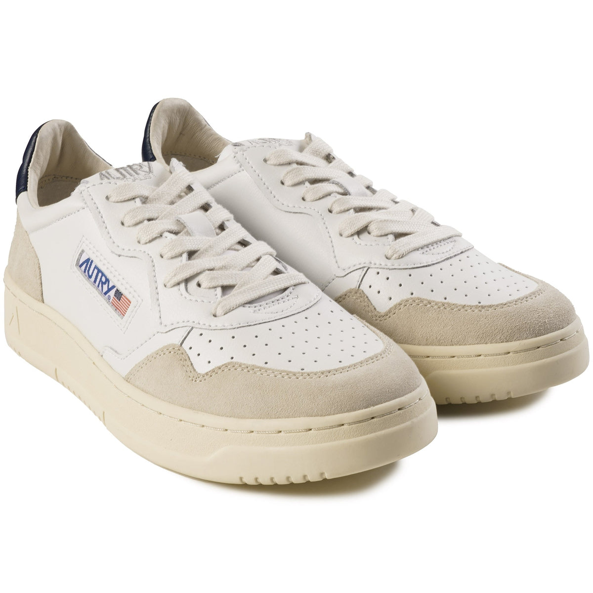 Autry Medalist Low Sneaker - White/Navy
